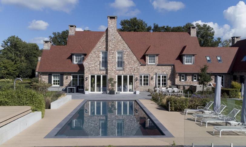 Hnědá Colorado strukturovaná